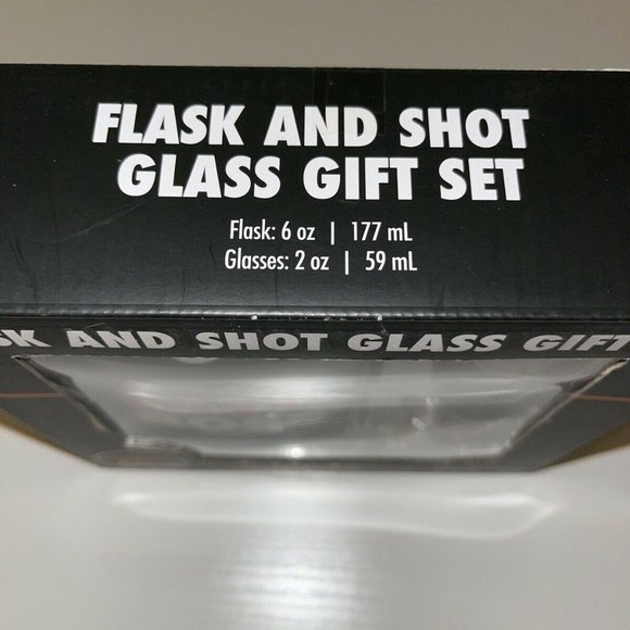 Girl Boss Flask & Shot Glass Gift SET 3 PC Black/Pink 2 Shot Glasses Novelty NIB - Picture 5 of 8
